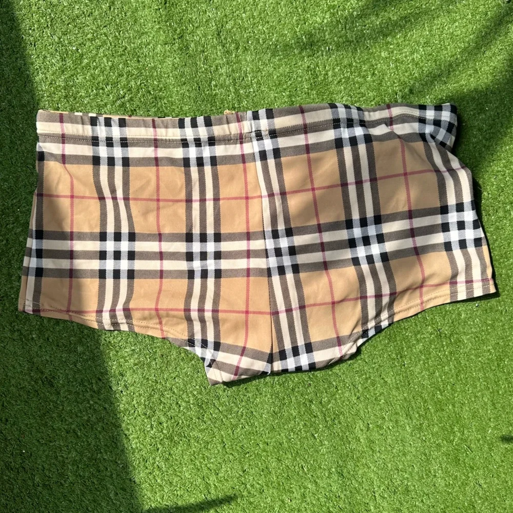 Burberry heritage men’s swim suit - Picture 2 of 3